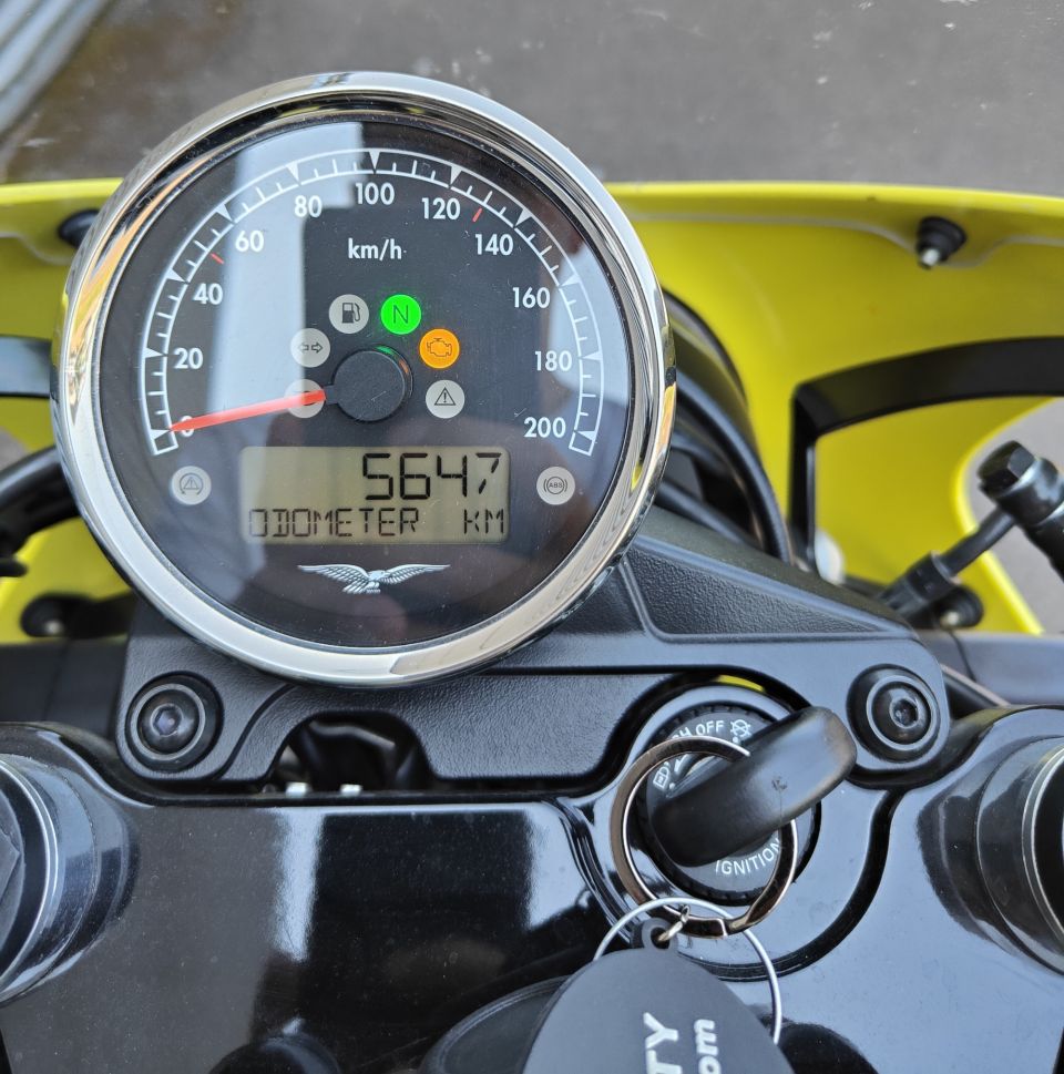 MOTO GUZZI V7 III RACER 750 4