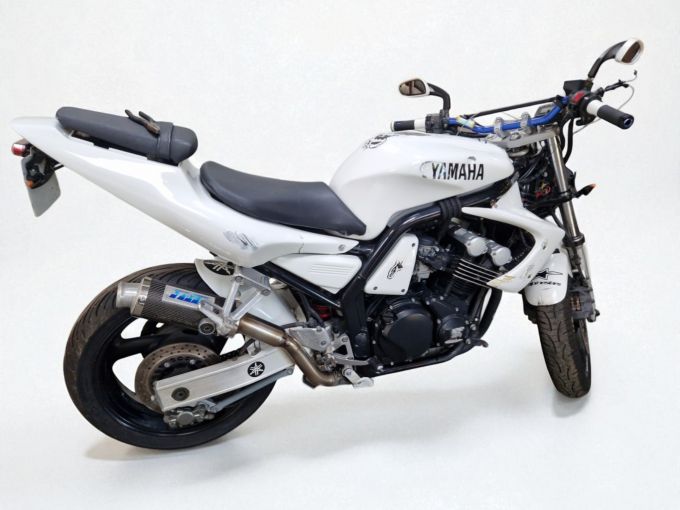 YAMAHA FZ6 600 FAZER S2 4