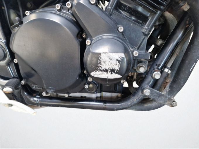 YAMAHA FZ6 600 FAZER S2 4