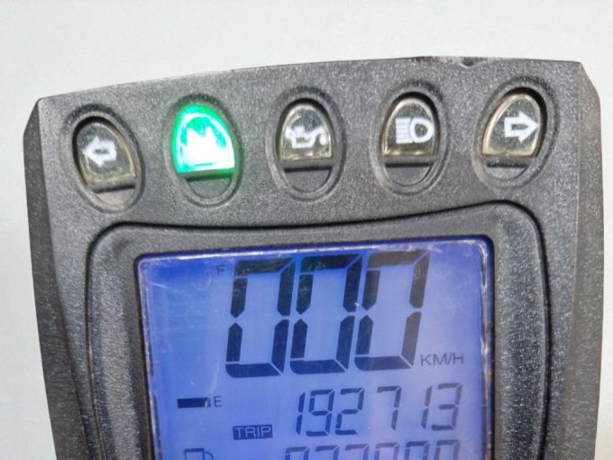 YAMAHA FZ6 600 FAZER S2 4