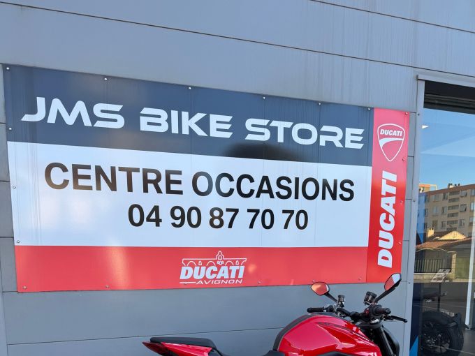 DUCATI MONSTER 950 4
