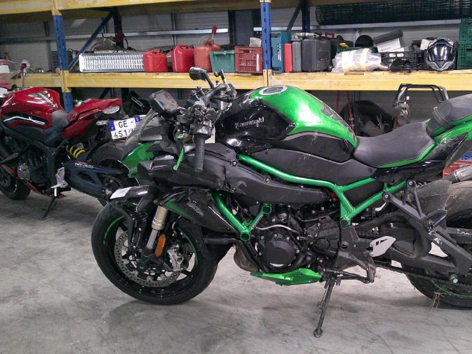 KAWASAKI Z H2 SE 4