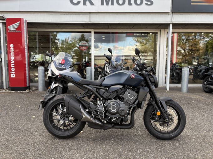 HONDA CB1000R ABS 4