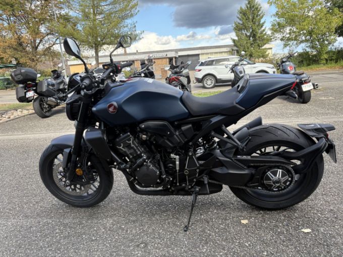 HONDA CB1000R ABS 4