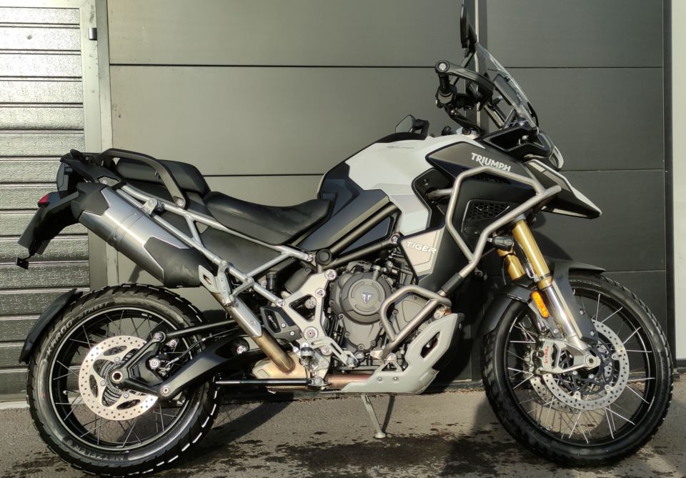 TRIUMPH TIGER 1200 RALLY EXPLORER 4