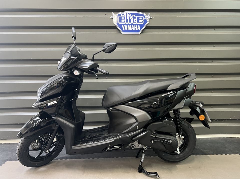 YAMAHA RayZR 125 4