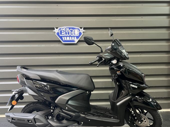 YAMAHA RayZR 125 4