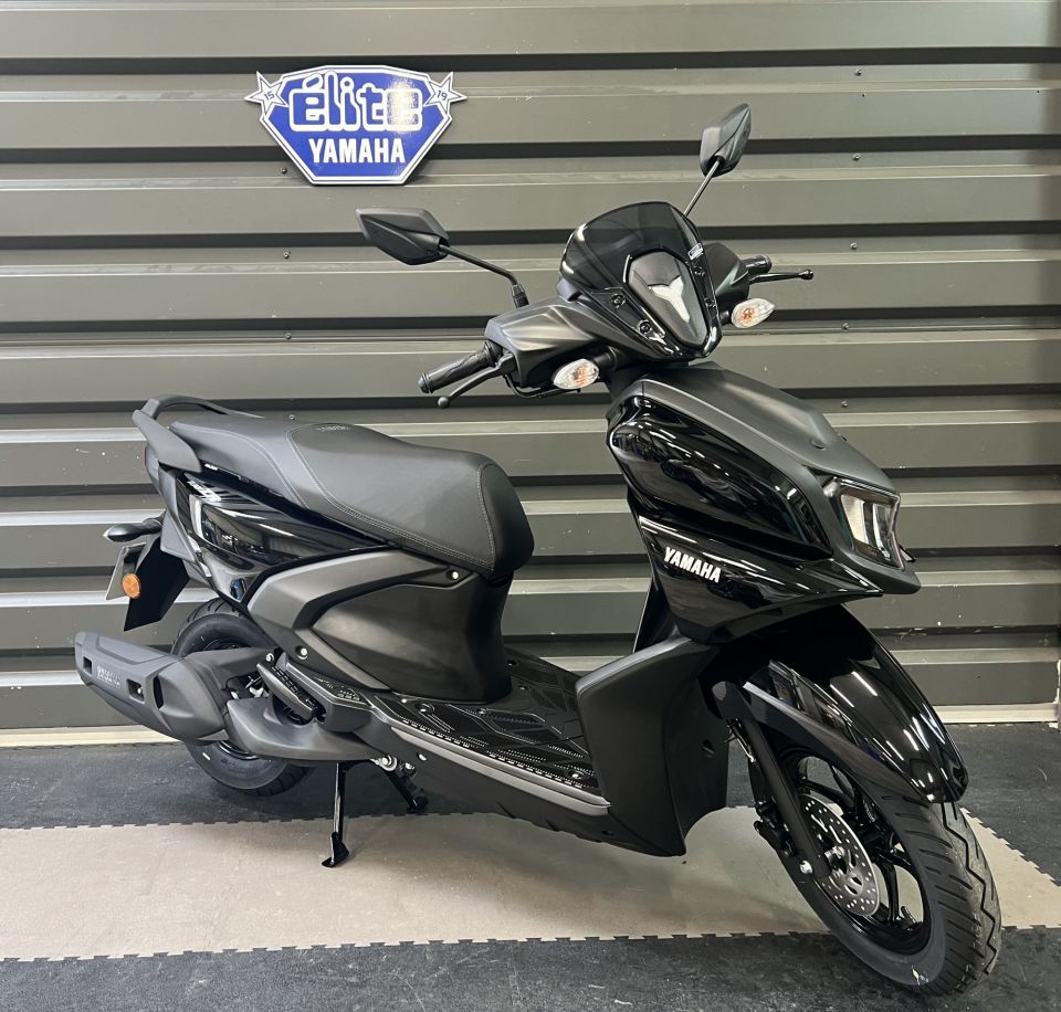 YAMAHA RayZR 125 4