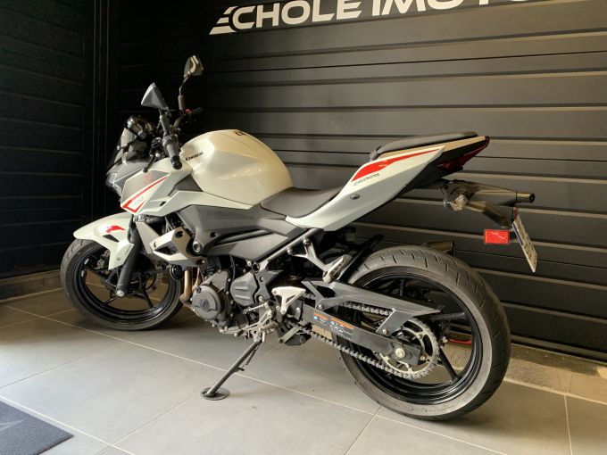KAWASAKI Z400 4