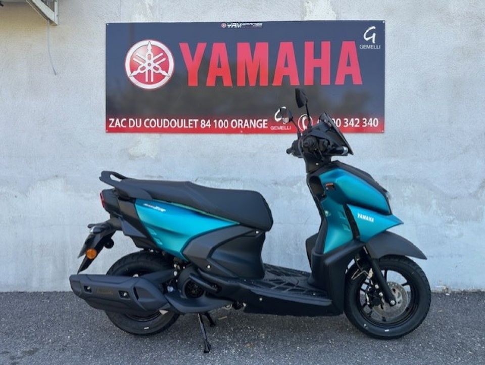 YAMAHA RayZR 125 4