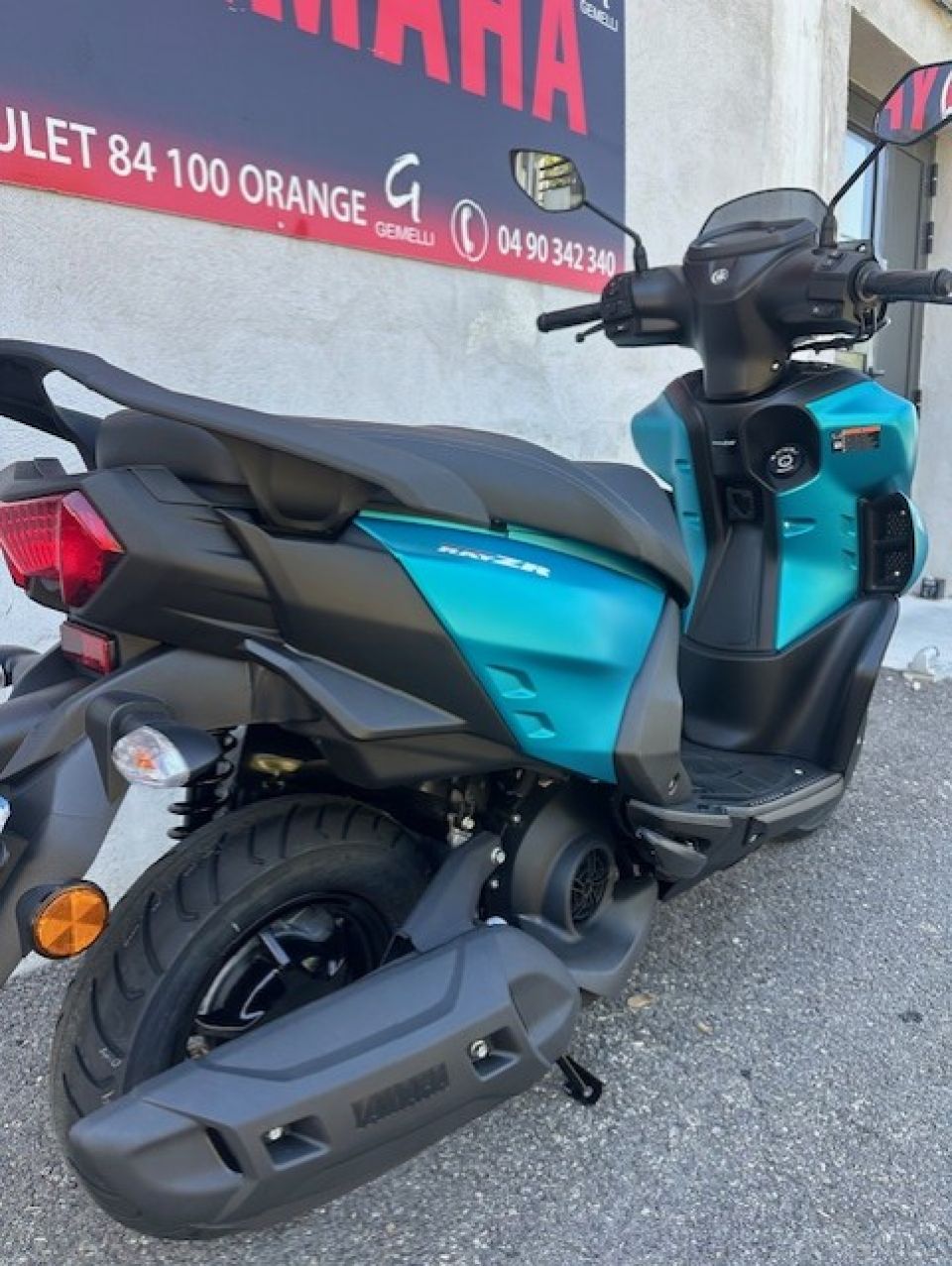 YAMAHA RayZR 125 4