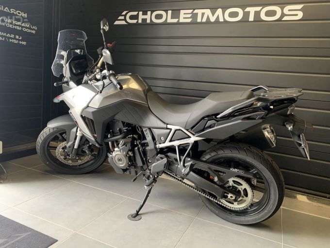 SUZUKI V-STROM 800SE 4