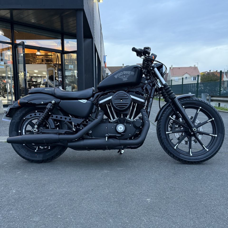 HARLEY-DAVIDSON SPORTSTER IRON 883 N  4