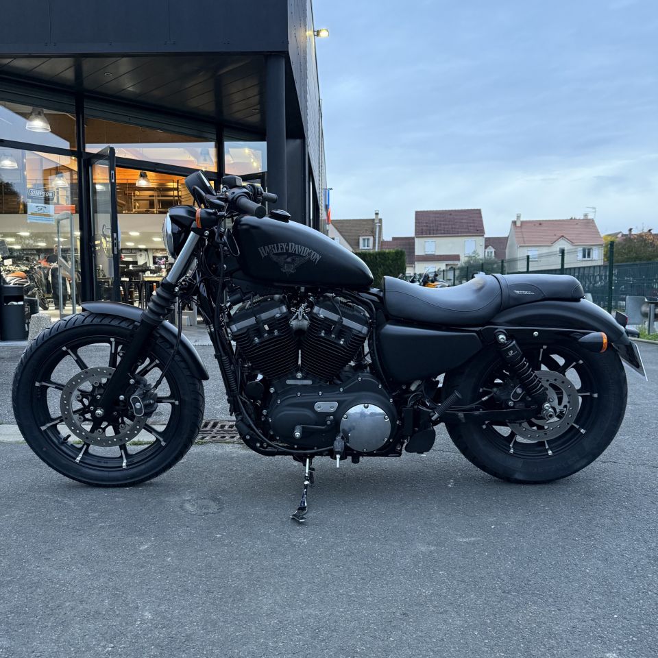 HARLEY-DAVIDSON SPORTSTER IRON 883 N  4