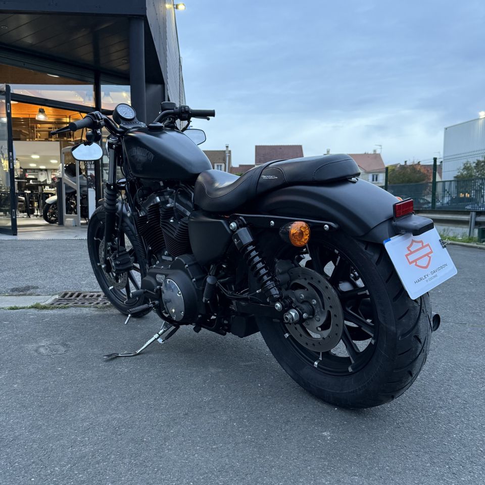 HARLEY-DAVIDSON SPORTSTER IRON 883 N  4