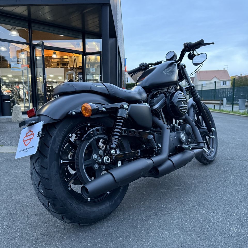HARLEY-DAVIDSON SPORTSTER IRON 883 N  4