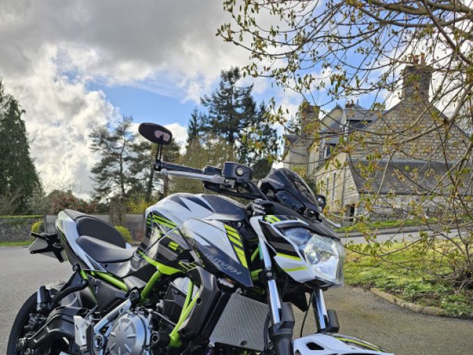 KAWASAKI Z650 ABS 4