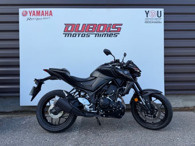 YAMAHA MT-03 4