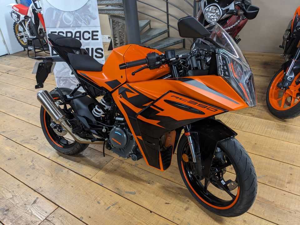 KTM RC 390 ABS 4