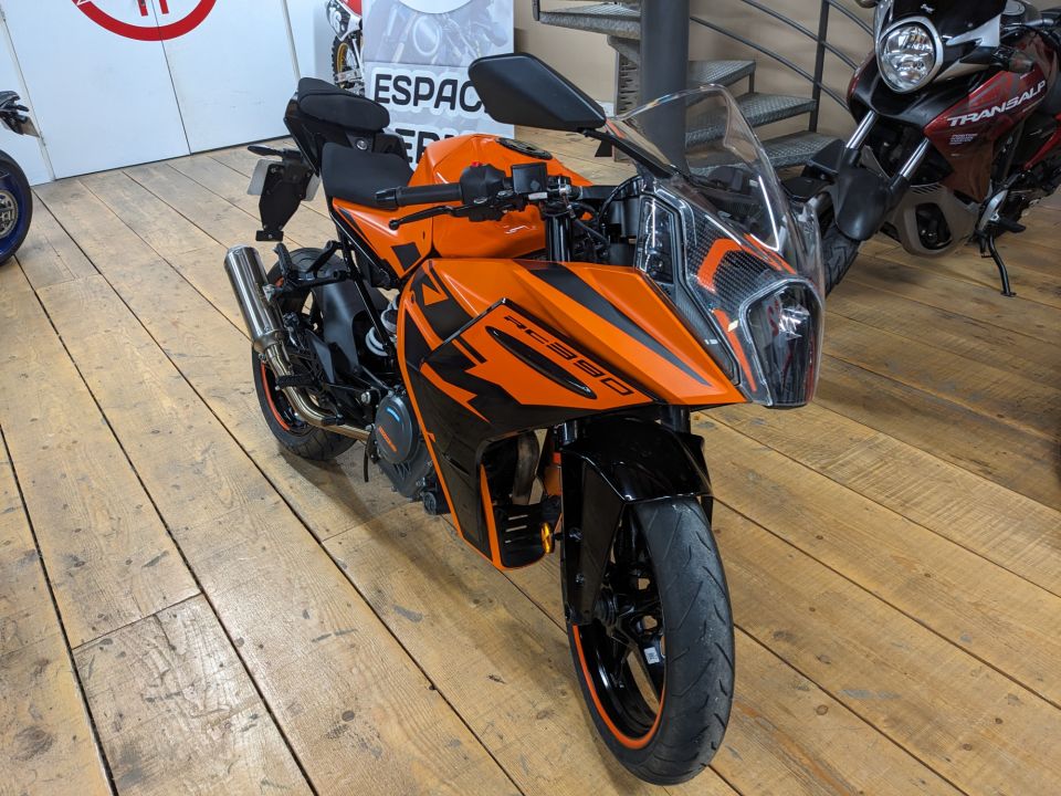 KTM RC 390 ABS 4