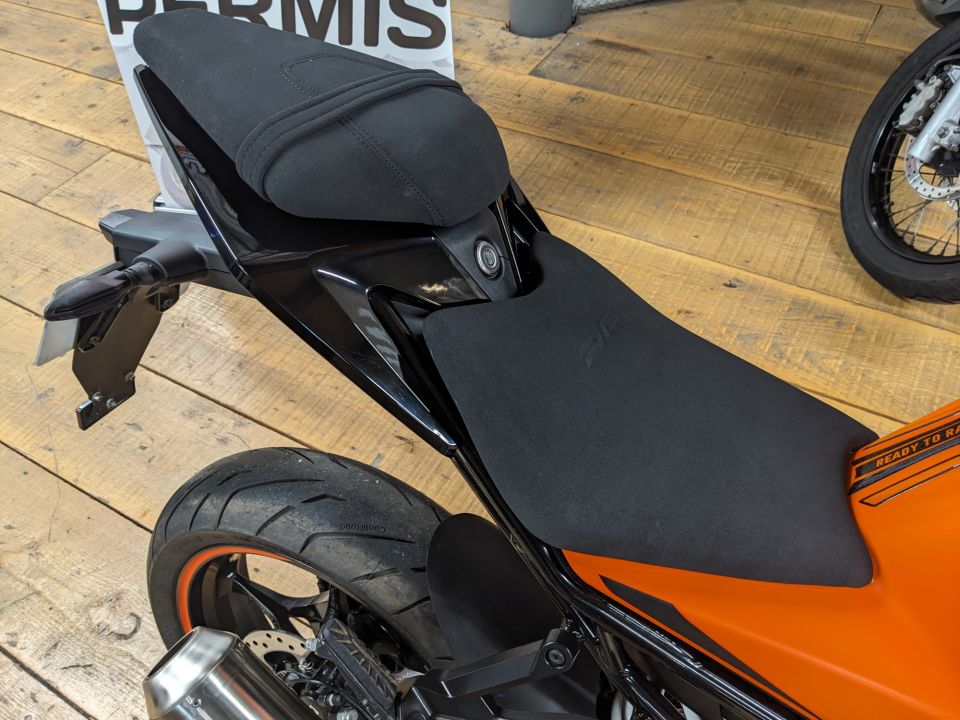 KTM RC 390 ABS 4