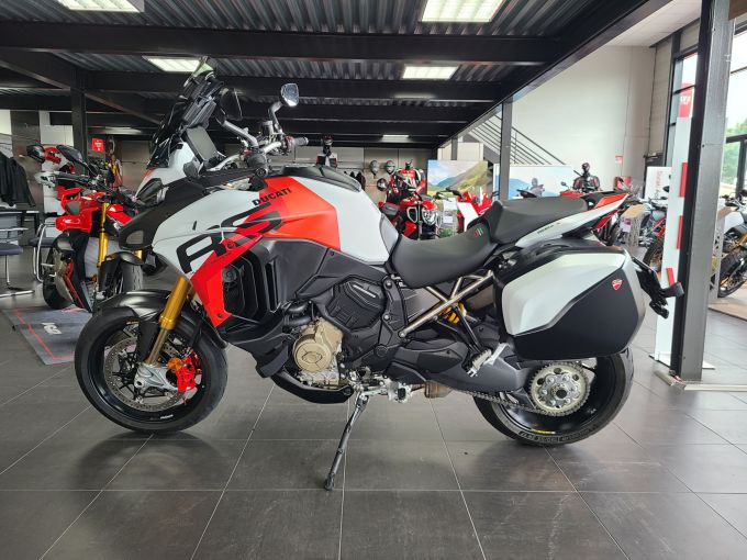 DUCATI MULTISTRADA V4 S 4