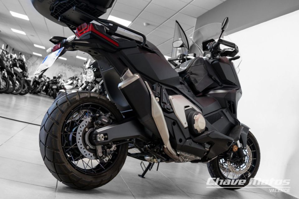 HONDA X-ADV 750 4