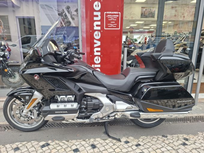 HONDA GL1800 GOLDWING 4