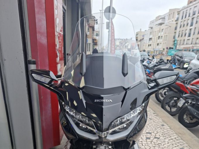 HONDA GL1800 GOLDWING 4
