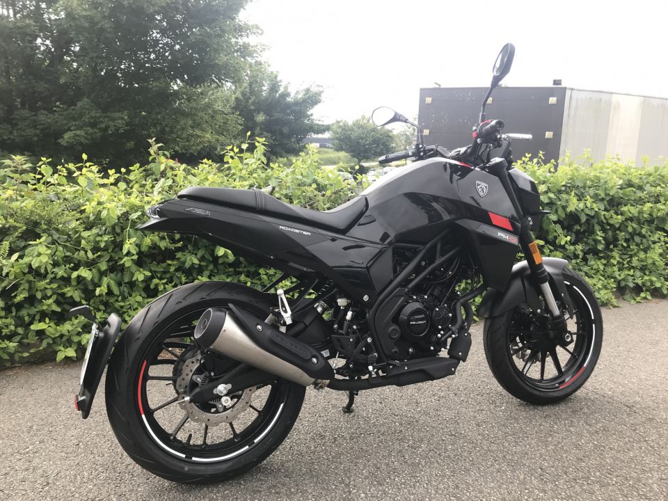 PEUGEOT PM-01 125 ROADSTER 4