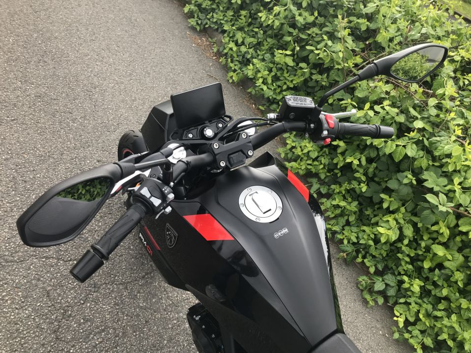 PEUGEOT PM-01 125 ROADSTER 4