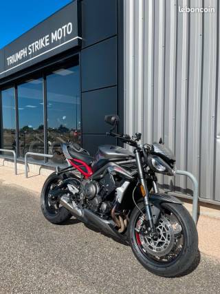TRIUMPH STREET TRIPLE 765 RS - 2022