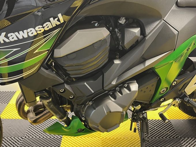 KAWASAKI Z 800 4