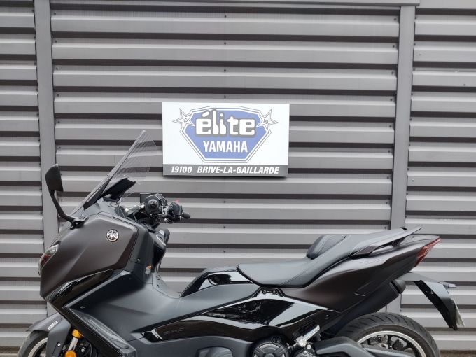 YAMAHA XP T-MAX 560 TECH MAX 4