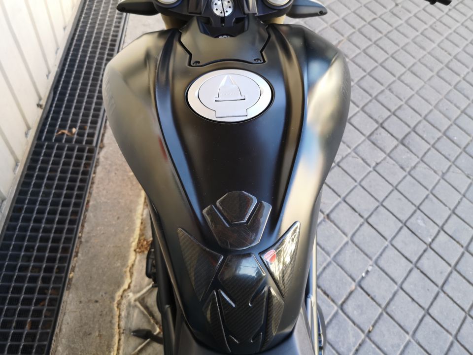 DUCATI STREETFIGHTER 4