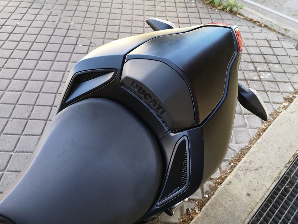 DUCATI STREETFIGHTER 4