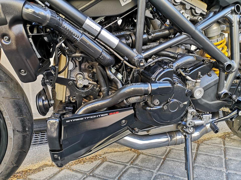 DUCATI STREETFIGHTER 4