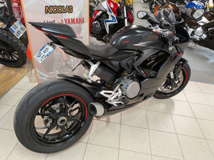 DUCATI PANIGALE V2 4