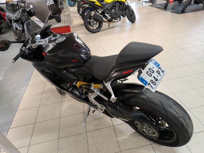 DUCATI PANIGALE V2 4