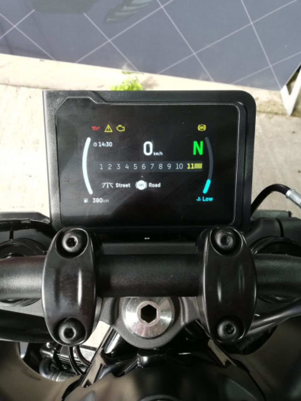 HUSQVARNA Vitpilen 125 4