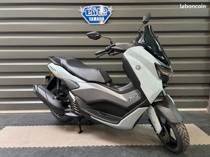 YAMAHA NMAX 125 4