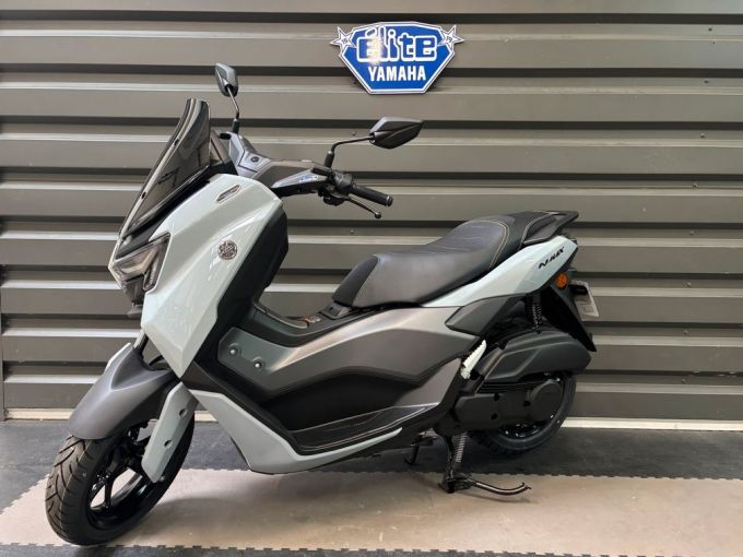 YAMAHA NMAX 125 4