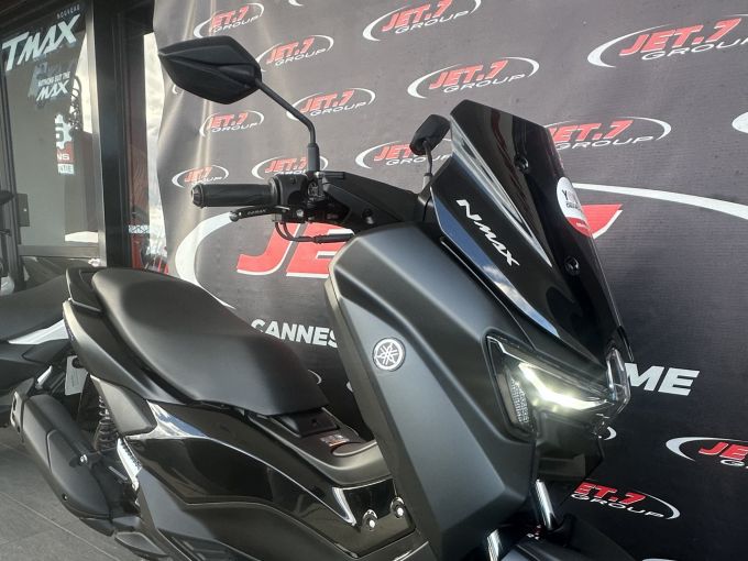 YAMAHA NMAX 125 4