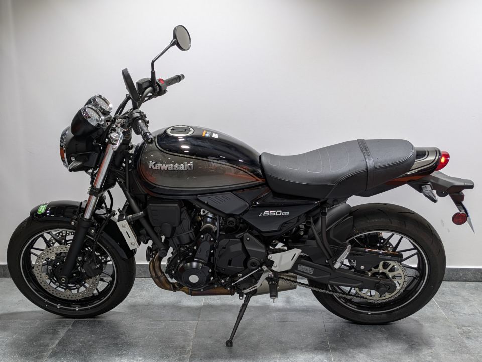 KAWASAKI Z650 RS 4