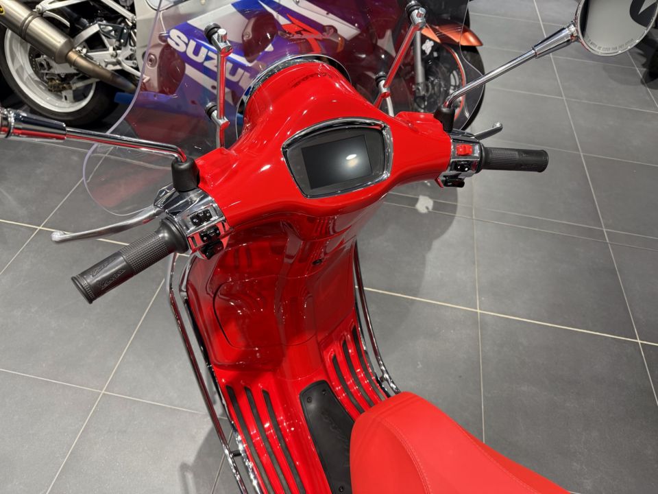 VESPA ELETTRICA 70KM/H 4