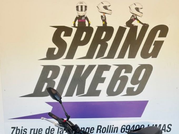 YAMAHA MT-07 (47.5CV) 4