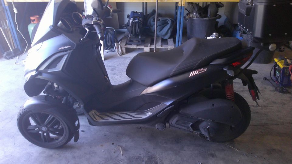 PIAGGIO MP3 300LT YOURBAN 4