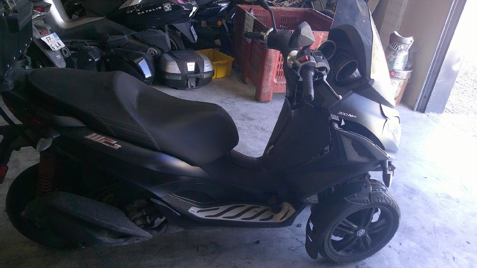 PIAGGIO MP3 300LT YOURBAN 4