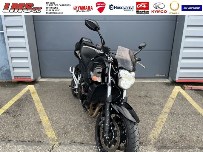 SUZUKI GSR 600 4