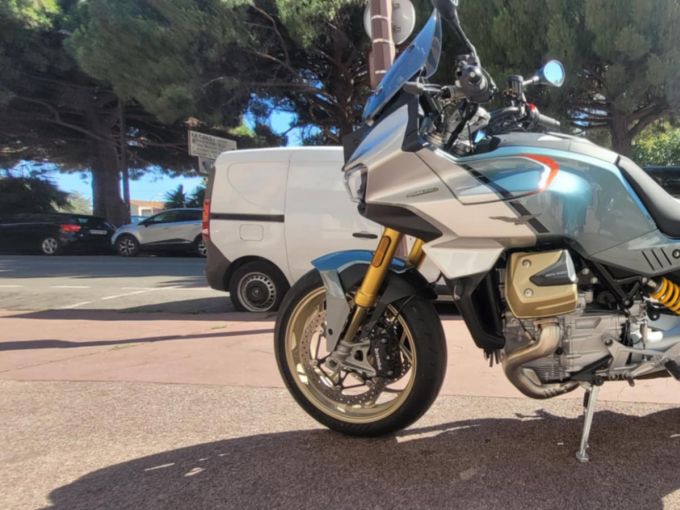 MOTO GUZZI V100  MANDELLO 4